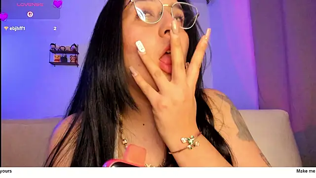 tellmemaddie online show from February 26, 11:15 pm