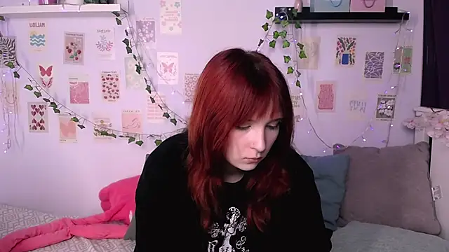 Mary Lanee online show from October 3, 7:46 am
