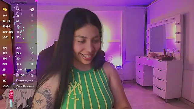 kloe28 online show from May 20, 3:47 am