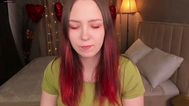 Monica  Queen online show from February 28, 6:13 am