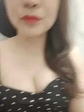Girl Shy2000 online show from May 16, 12:37 pm