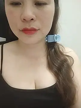 Girl Shy2000 online show from May 23, 12:36 pm