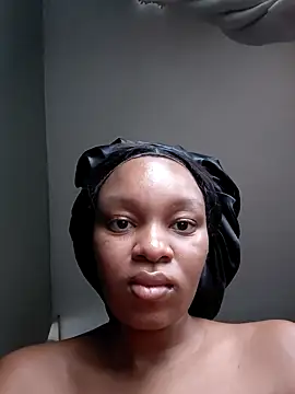 Devoted-PoppyXX online show from September 24, 2:38 pm