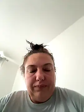 Eleanorxx online show from September 29, 7:13 am