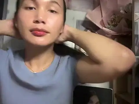 FelicityLincoln online show from May 16, 2:49 pm