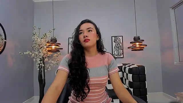 Kira Naughty online show from October 1, 11:37 am