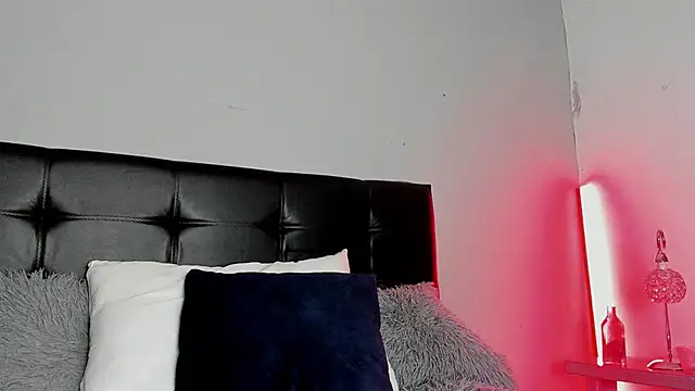 MorWen01 online show from October 3, 4:01 pm