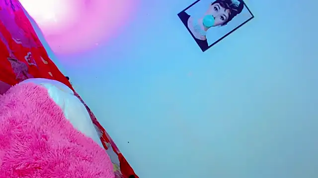 perfec girlts online show from October 4, 5:57 am