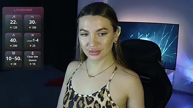 MissMaya   online show from October 3, 8:03 pm