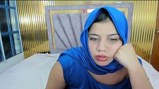 Amyra Rasi online show from January 6, 7:17 pm