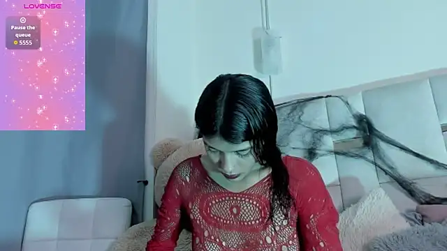 AelithEscarlata online show from October 28, 12:22 pm