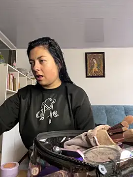 bianca jhonsson online show from October 14, 1:46 pm
