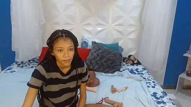 adisson petite1 online show from November 22, 12:41 pm