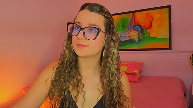 katiaa lovv online show from May 6, 3:27 pm