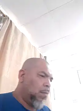 ANTHONYHOTT69 online show from October 21, 8:57 pm