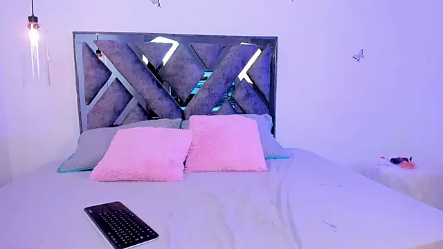 Honey sweett  online show from November 11, 10:40 pm