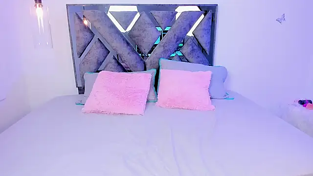 Honey sweett  online show from November 10, 10:38 pm