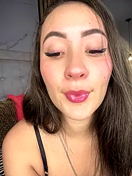 Honey noir online show from December 15, 7:41 pm