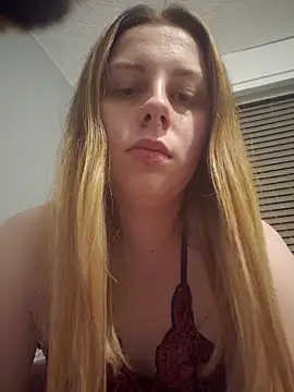 Brutal brunettexx online show from October 6, 3:34 am