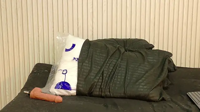 Abrilmirren online show from October 16, 11:57 am