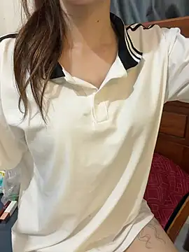 Quynhbabysexy online show from May 16, 2:05 pm