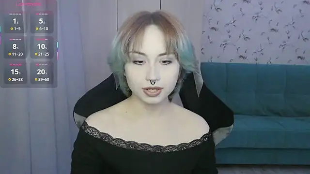 LeisaHopperstad online show from May 21, 12:14 pm
