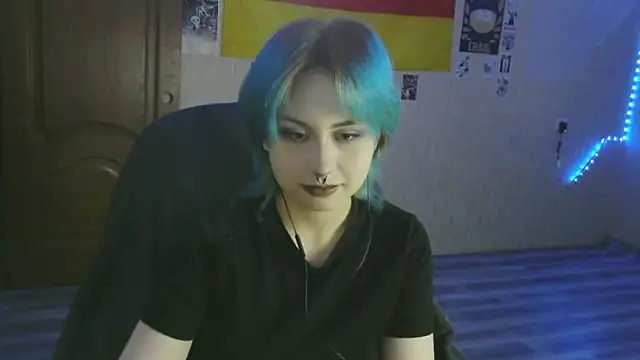 LeisaHopperstad online show from February 13, 2:40 pm