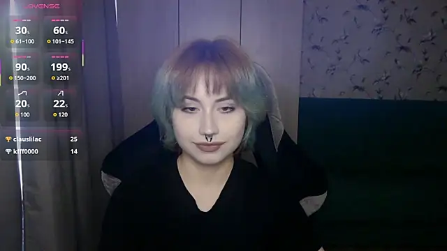 LeisaHopperstad online show from May 6, 12:31 pm