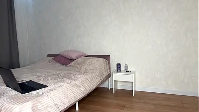 JillianBozak online show from November 13, 12:09 am