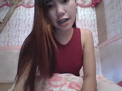 SweetPussie18x online show from May 22, 5:38 am