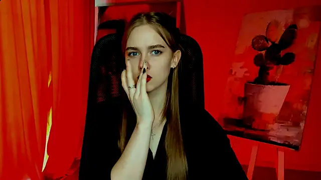 JuneWoods online show from April 6, 1:12 pm