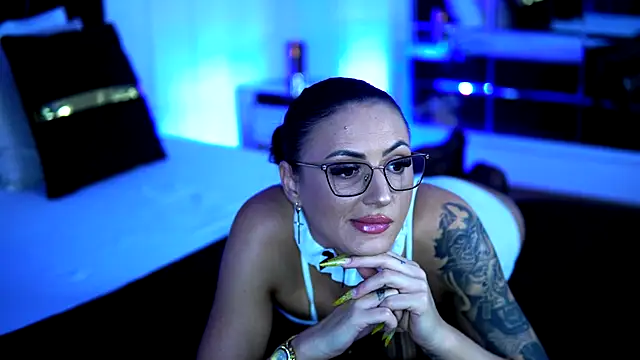 MistyWooods online show from November 4, 10:04 pm