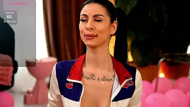 EvaAmanti online show from March 7, 10:00 am