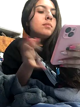 larj021bb online show from November 10, 8:15 pm