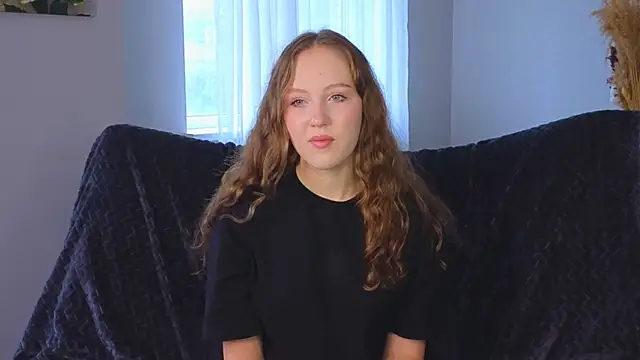 PillowMoans online show from October 6, 7:14 am