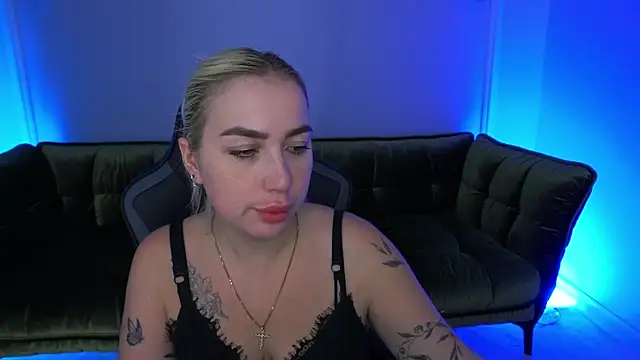 MariellaVi online show from September 30, 6:52 am