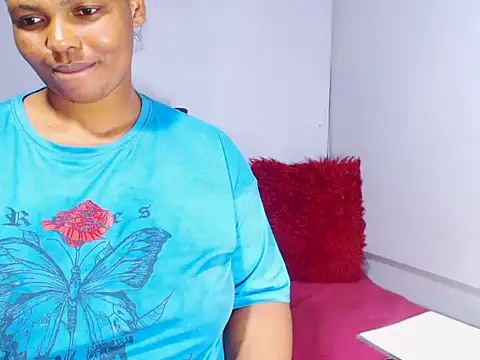 xSpicyQueen online show from September 25, 9:01 pm