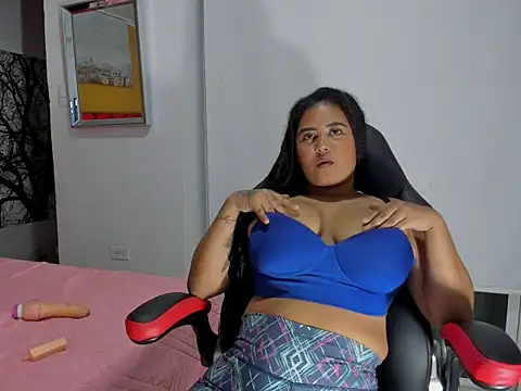 kiiaraa  online show from September 28, 2:18 am