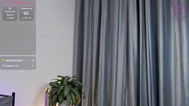 KariDollar online show from October 21, 7:56 am