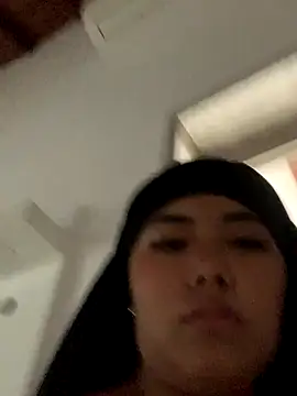 Samara  Amir online show from October 17, 2:31 pm