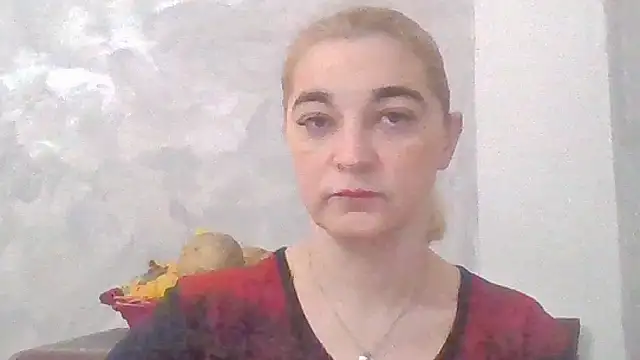 GoldenAngelMilf online show from April 30, 6:29 am