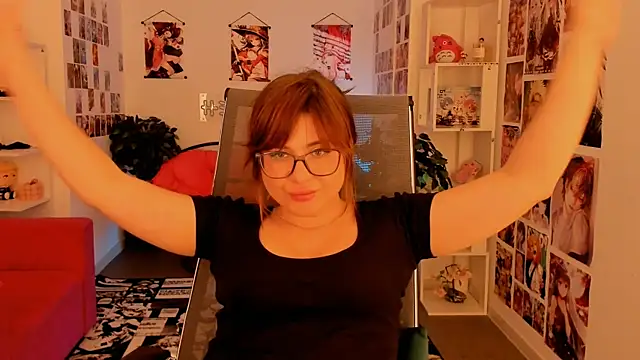 FameyBlum online show from October 2, 2:22 pm