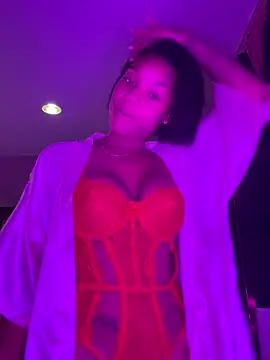 Lolabunny95 online show from October 6, 1:44 am