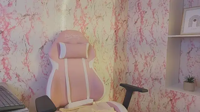 Sharon Curvy online show from October 16, 3:31 am