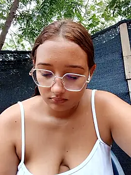 young dairy01 online show from December 18, 12:10 pm