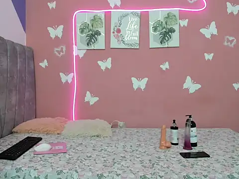 Eimy hot1 online show from October 7, 8:46 pm