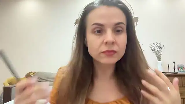 AnnieLove7722 online show from December 20, 2:32 pm