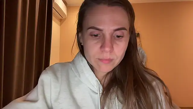 AnnieLove7722 online show from January 13, 6:01 pm