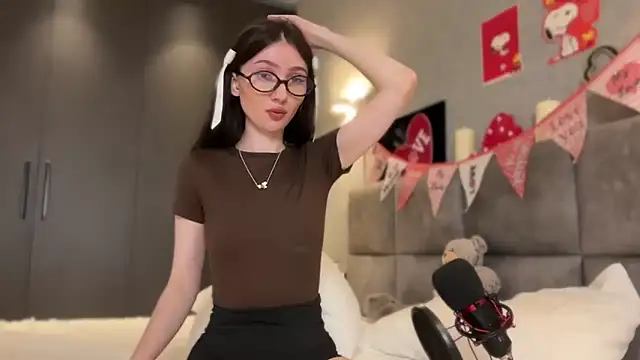 AnaMoonlight online show from February 14, 12:40 pm