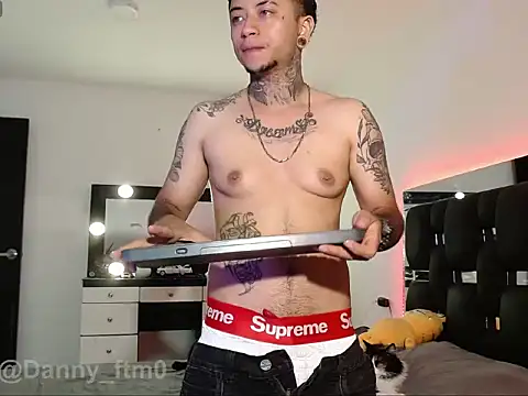 Dannystone2 online show from July 20, 8:53 pm